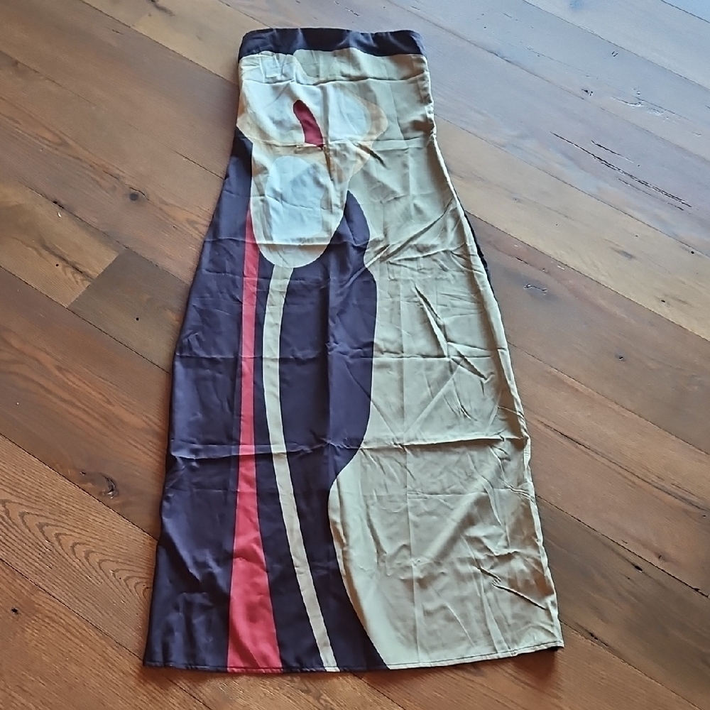 NIP Unbranded Polyester Strapless Maxi Dress Size MEDIUM